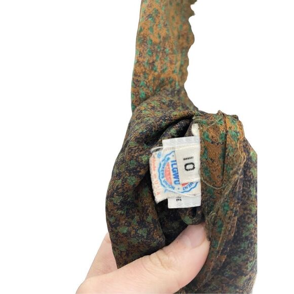 VINTAGE OSCAR DE LA RENTA
COLLECTABLES BOW BLOUSE - Picture 4 of 11